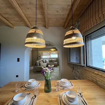 Petrichor Apartment *